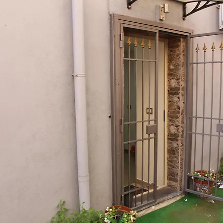 Gioia Apartment *